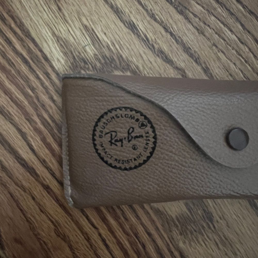Ray-Ban Brown Sunglass Case - Picture 2 of 4